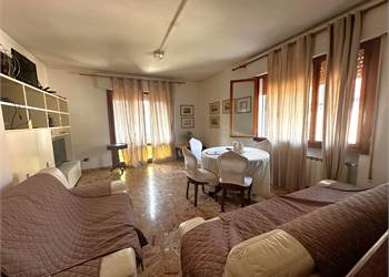 3 locali In Vendita a Venezia